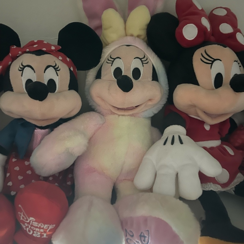 Easter Minnie Store Exclusive Plush Doll